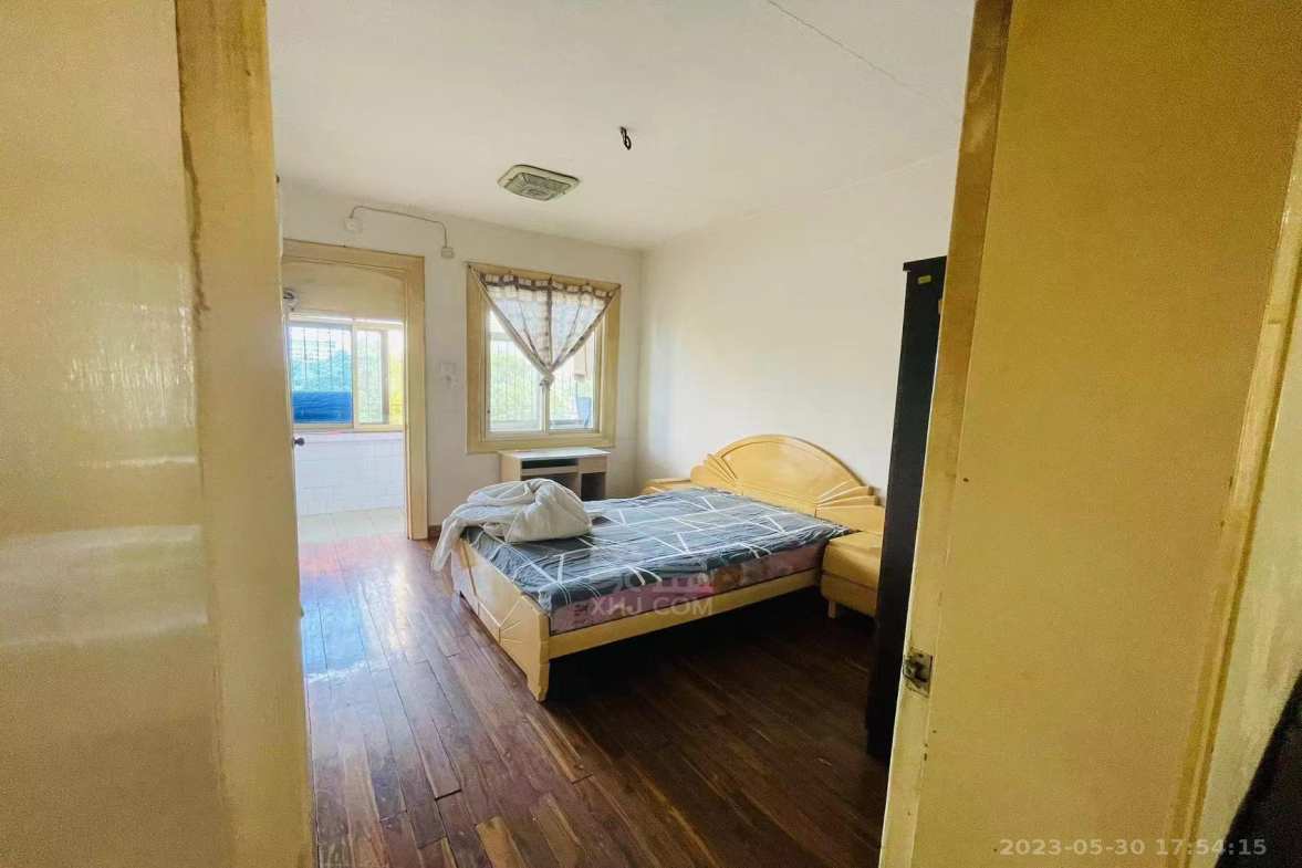 花园一村  3室2厅1卫    1000.0元/月 花园一村  3室2厅1卫    1000.0元/月室内图