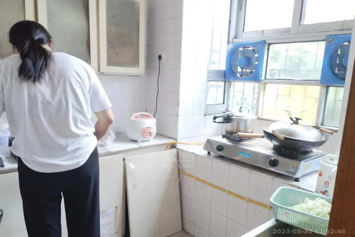 紫藤苑民主村  2室1厅1卫   1100.00元/月室内图