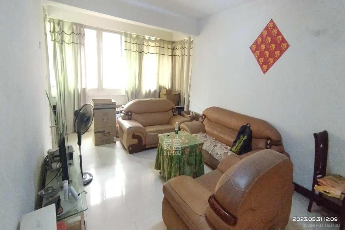 圆梦花园  3室2厅1卫    1800.0元/月室内图