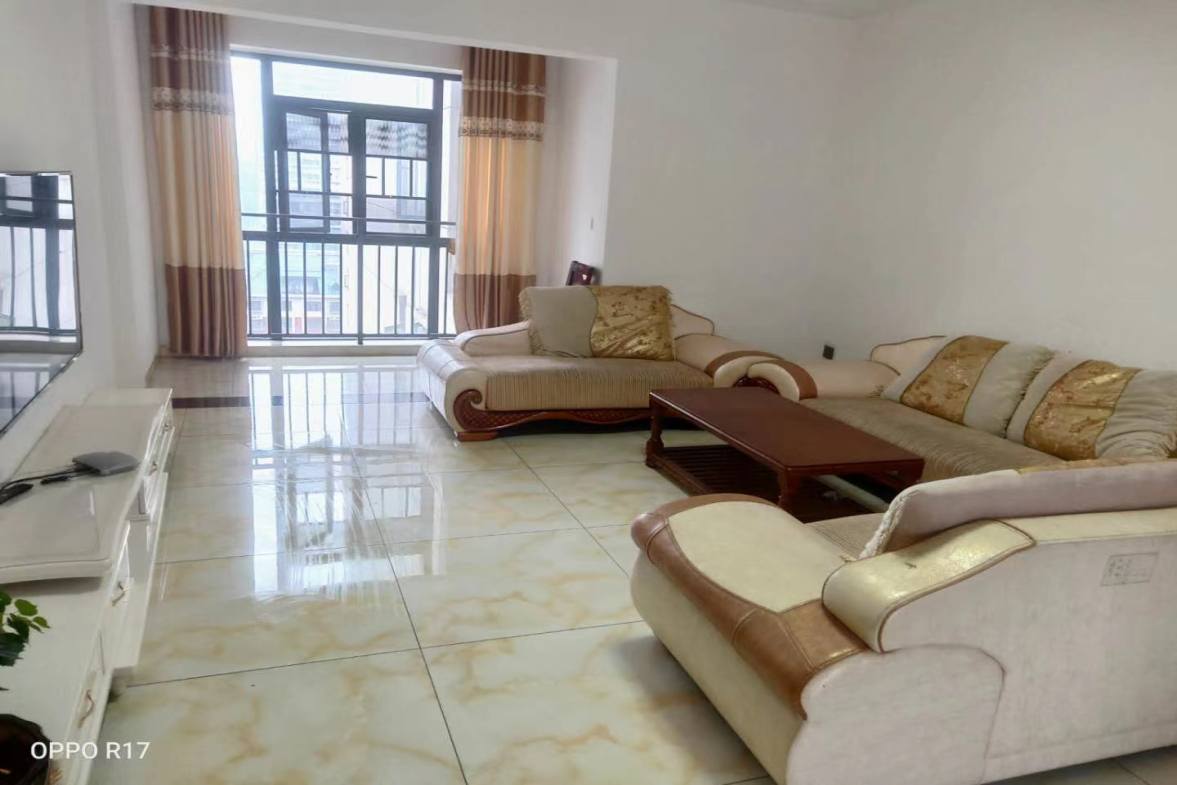 南苑上和二期  4室2厅2卫    2600.0元/月室内图