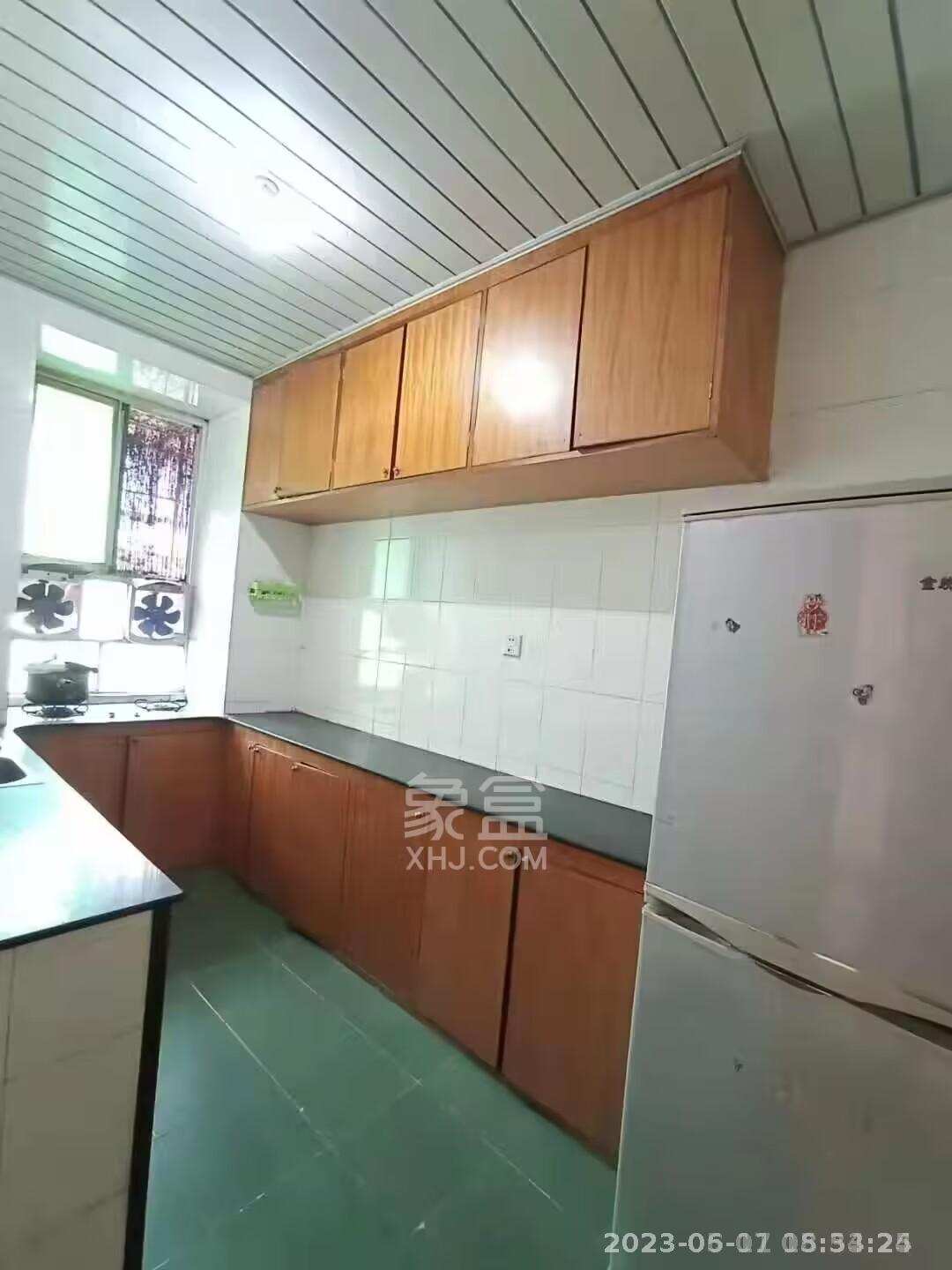 富绅花园  3室2厅1卫    1000.0元/月室内图