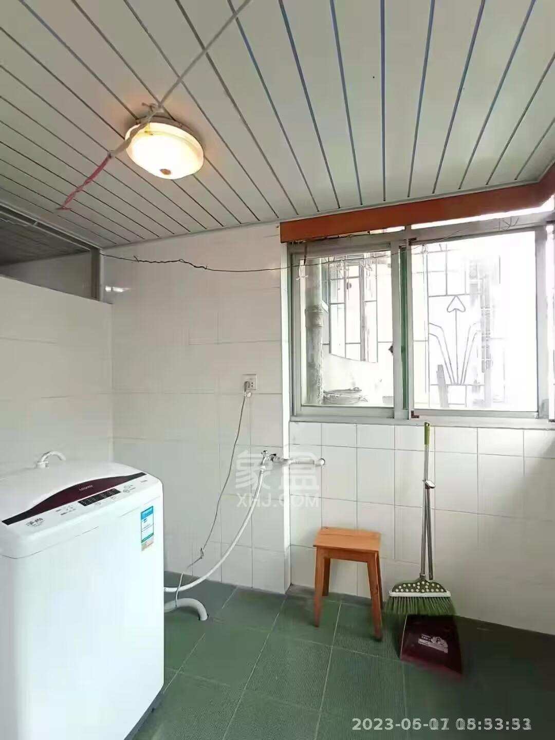 富绅花园  3室2厅1卫    1000.0元/月室内图