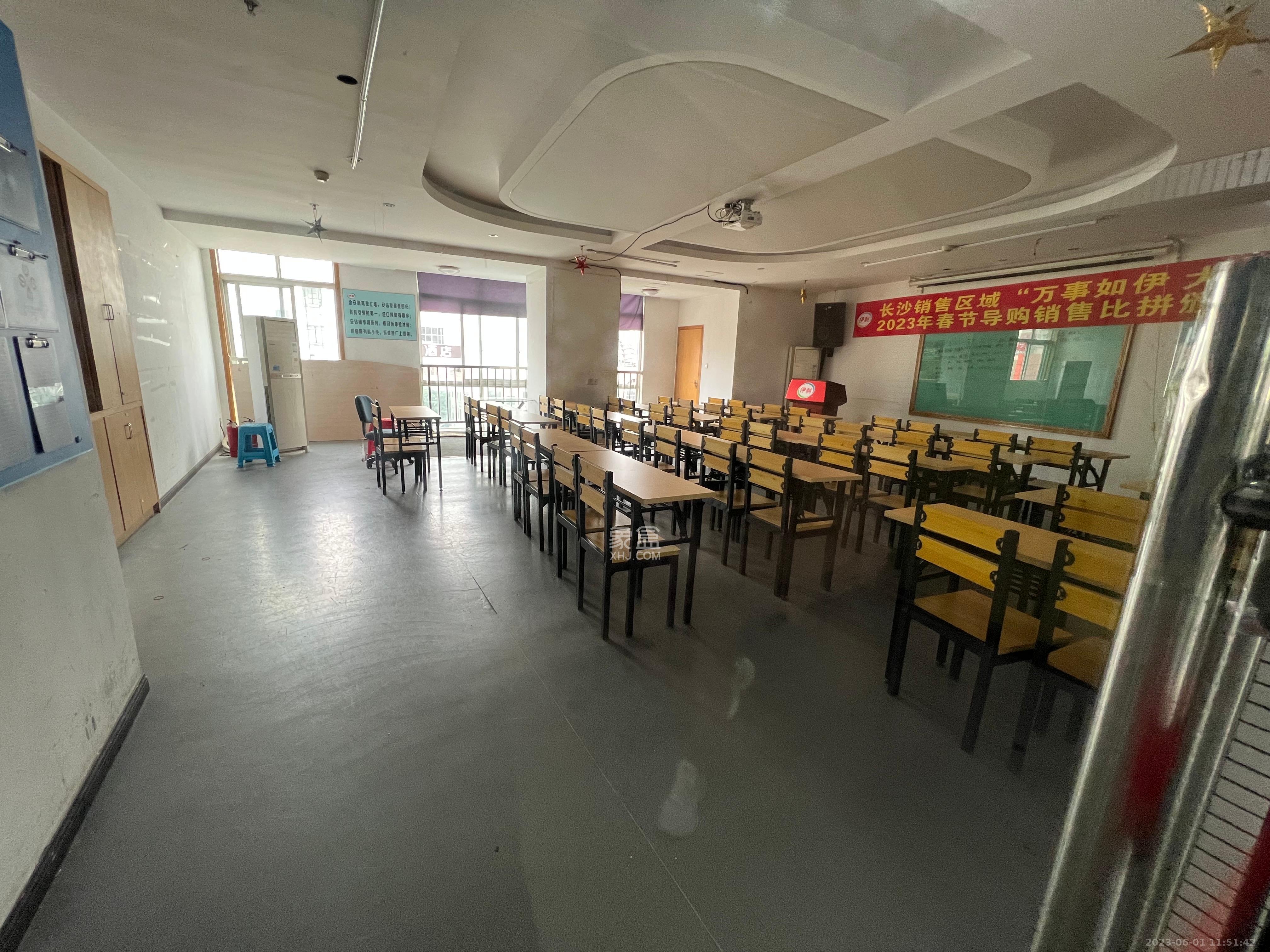 上河国际C区   700.0㎡      21000.0元/月室内图