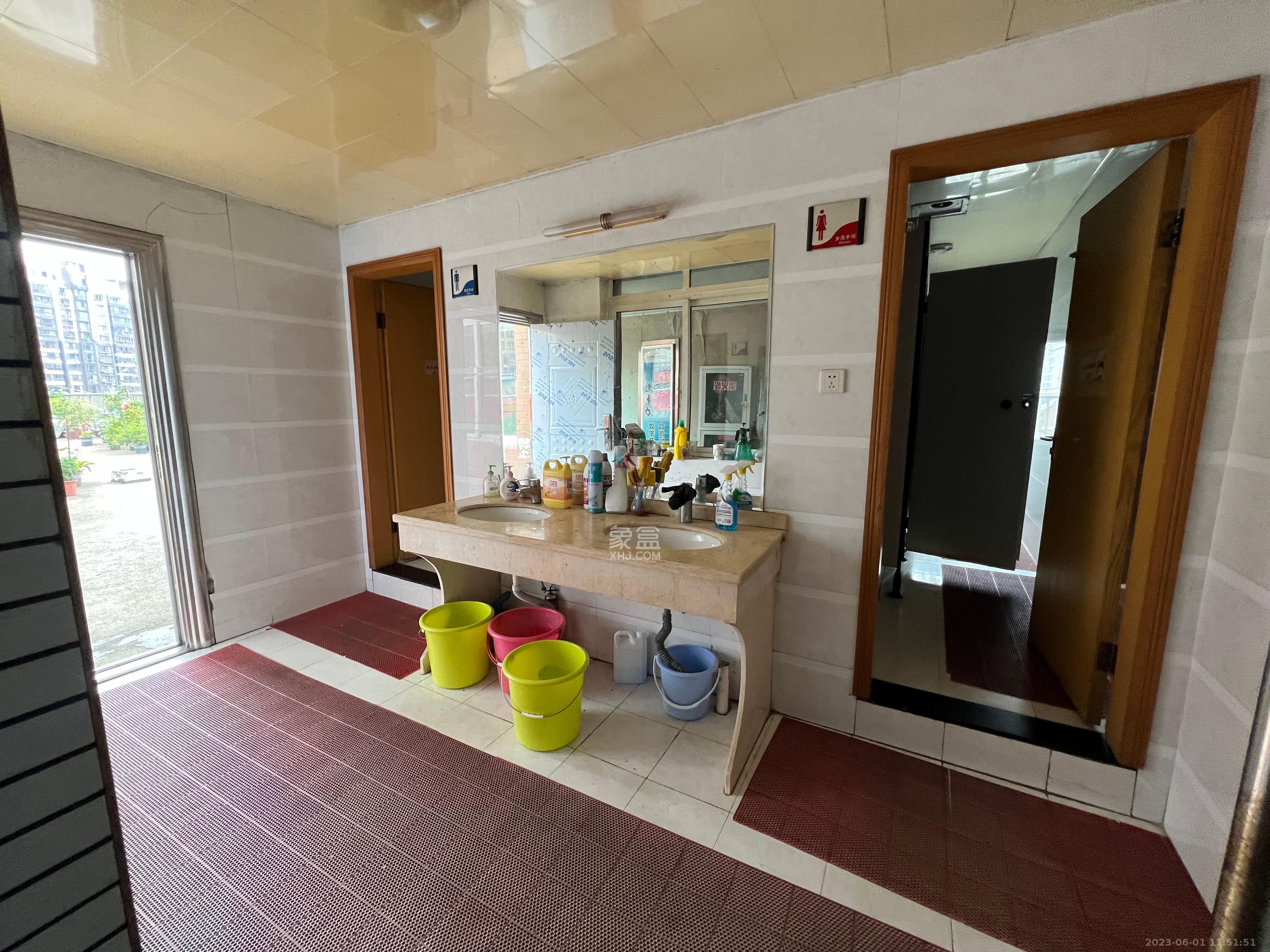 上河国际C区   700.0㎡      21000.0元/月室内图