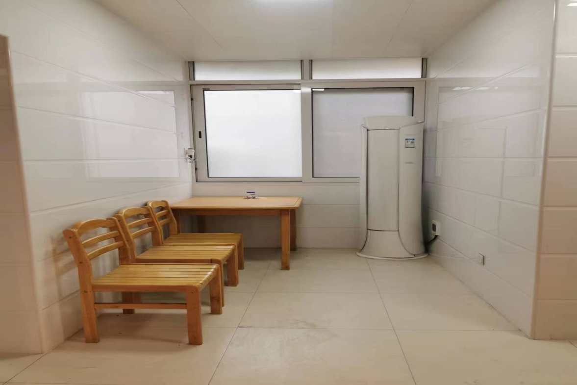 电力局家属楼 3室1厅1卫 53.0万 电力局家属楼 3室1厅1卫 53.0万客厅