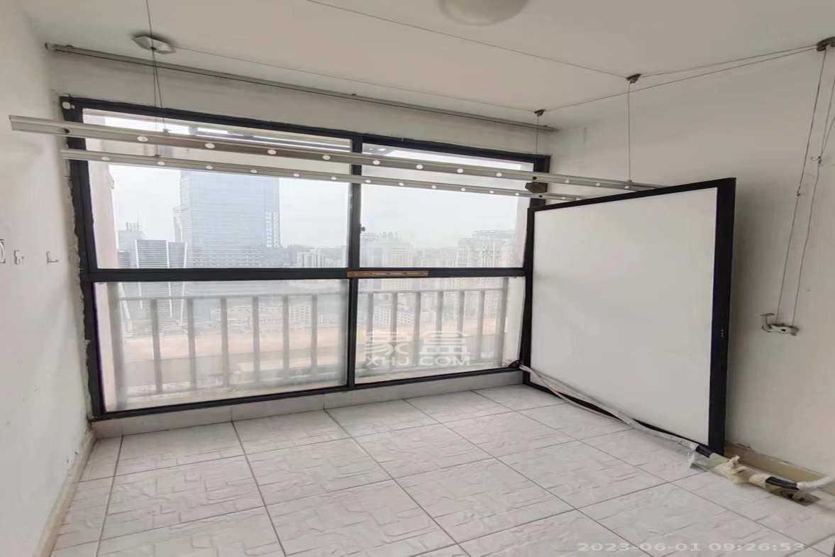 湘域中央  2室1厅1卫    3600.0元/月室内图
