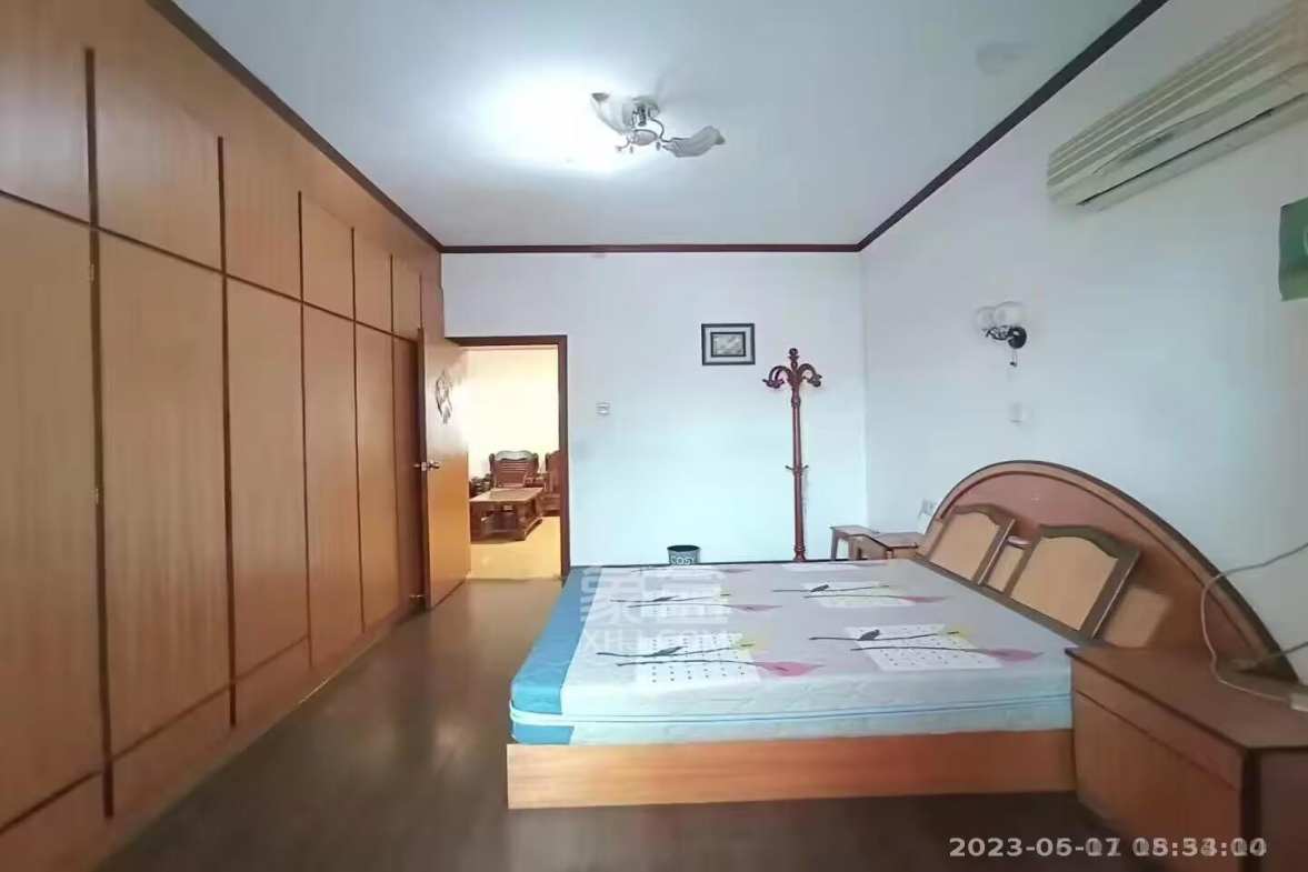 富绅花园  3室2厅1卫    1000.0元/月室内图1