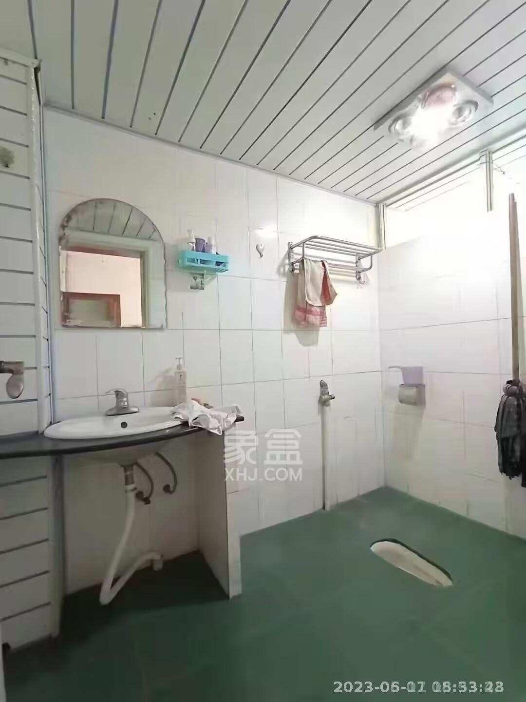 富绅花园  3室2厅1卫    1000.0元/月室内图