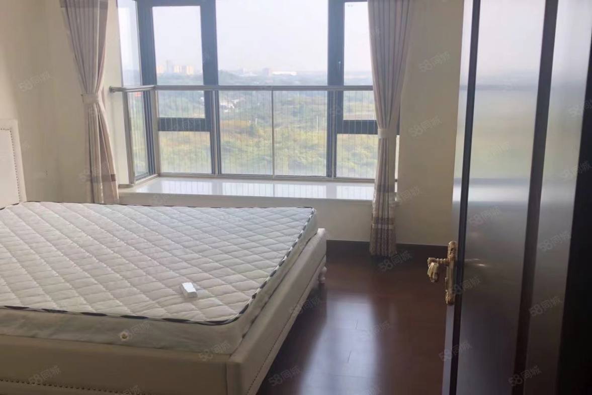 白石岭金阳花园 4室2厅2卫 2000.0元/月 白石岭金阳花园 4室2厅2卫 2000.0元/月室内图