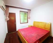 中南汽车世界  3室2厅1卫    1600.0元/月