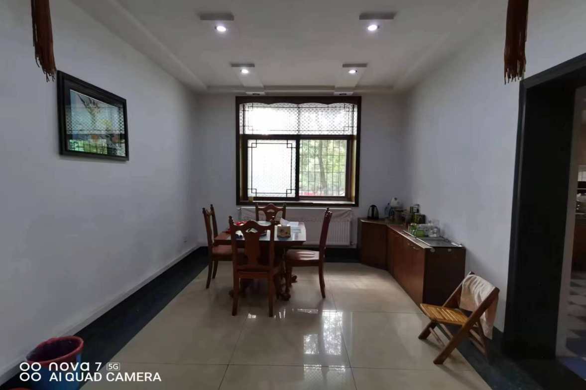 白石岭金阳花园 4室2厅2卫 2000.0元/月 白石岭金阳花园 4室2厅2卫 2000.0元/月室内图