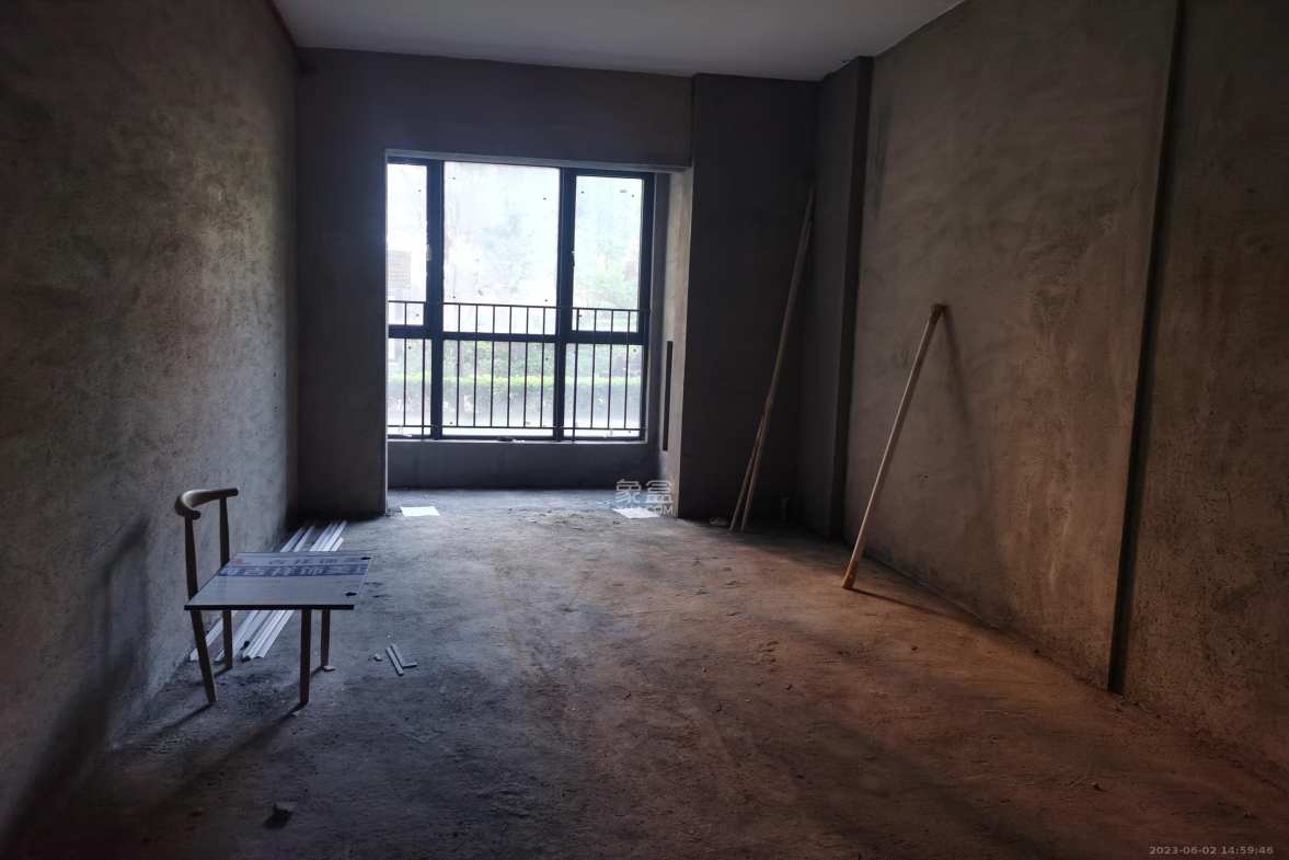 海伦春天  2室1厅1卫    2000.0元/月室内图1