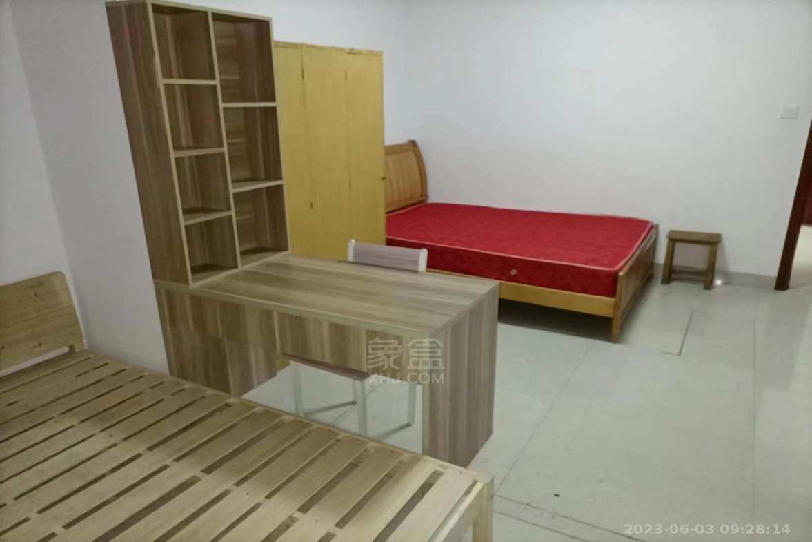 山水文园  5室1厅4卫    800.0元/月室内图