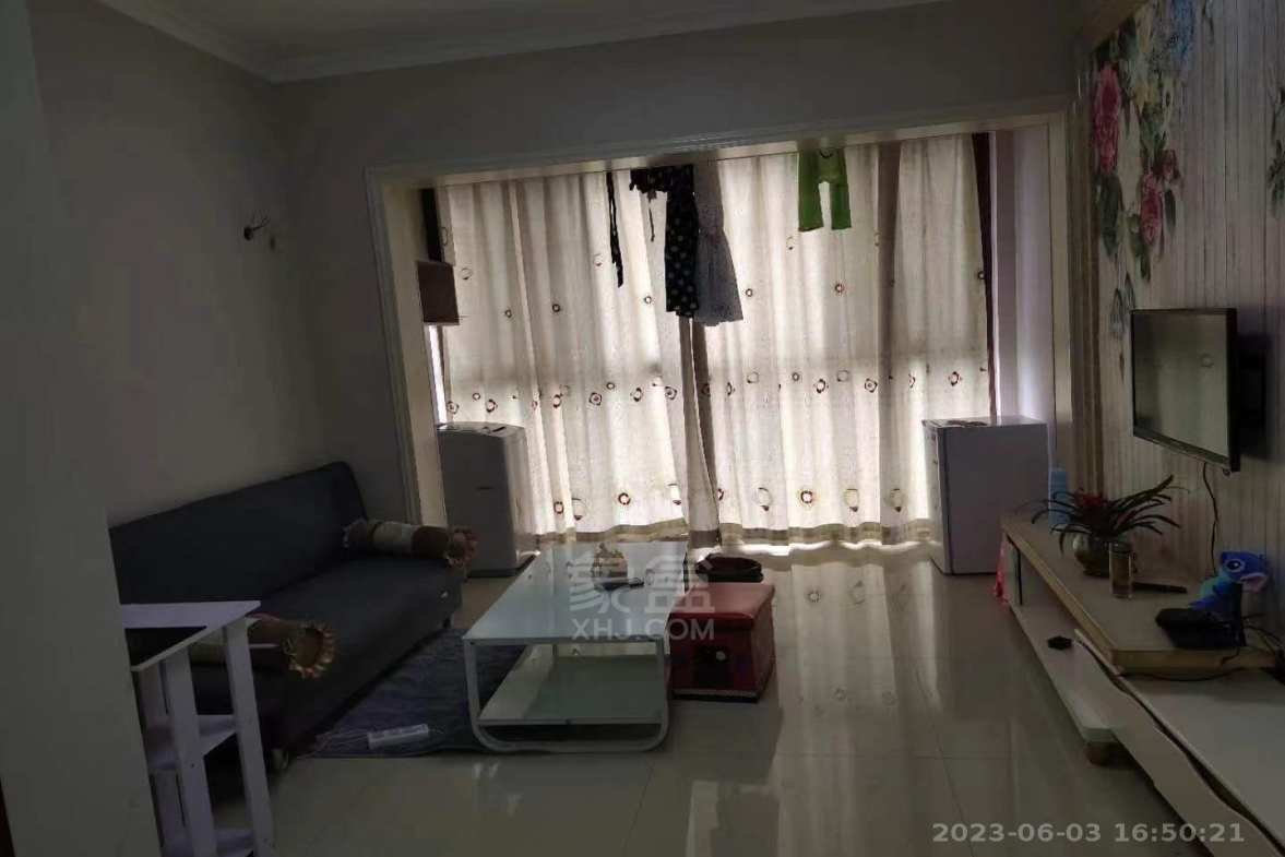 福鑫南郡  1室1厅1卫    1000.0元/月室内图1