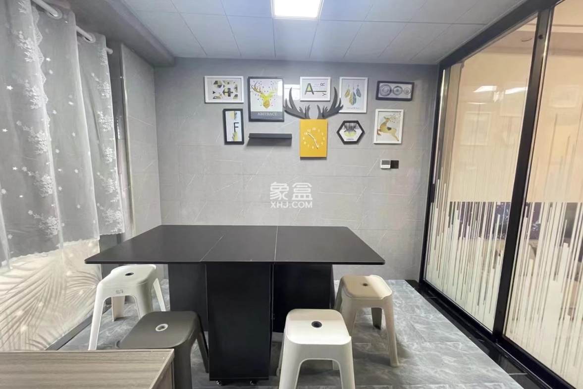 恒大绿洲  1室1厅1卫   1700.00元/月室内图