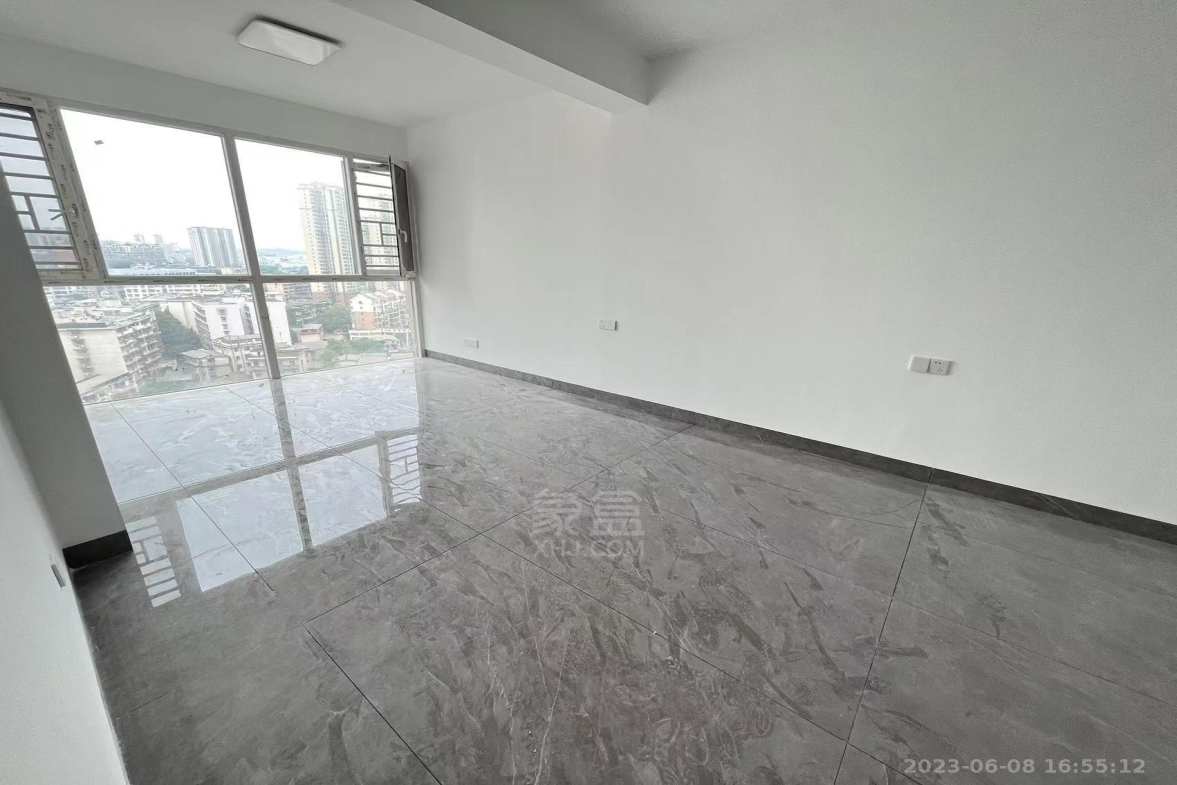 银泰财富广场  4室2厅2卫    3500.0元/月户型图