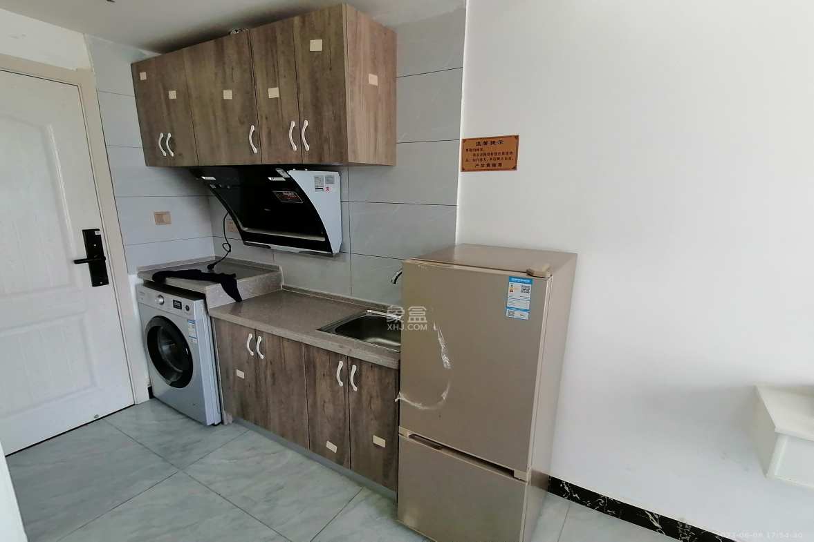 龙塘安置区(龙塘小区) 1室1厅1卫 1300.0元/月 龙塘安置区(龙塘小区) 1室1厅1卫 1300.0元/月室内图