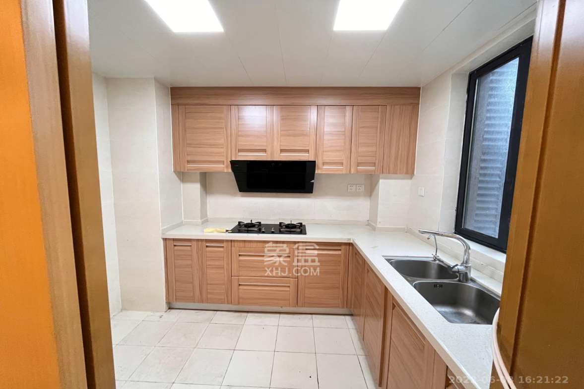 中建璟和城  4室2厅2卫   4000.00元/月室内图