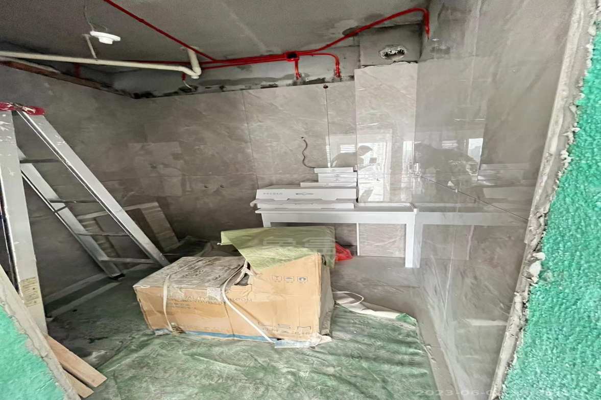 银泰财富广场  4室2厅2卫    3500.0元/月户型图