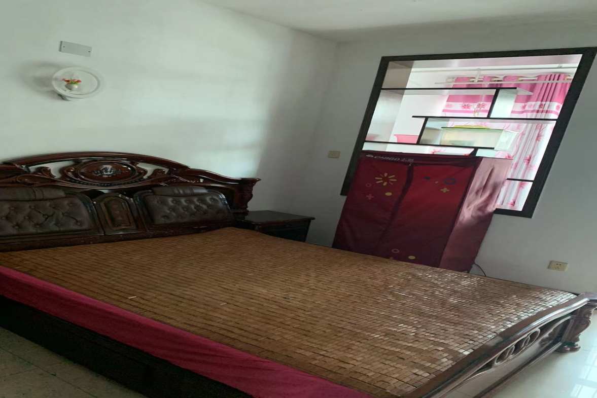 菊苑东区 3室2厅2卫 1100.0元/月 菊苑东区 3室2厅2卫 1100.0元/月室内图