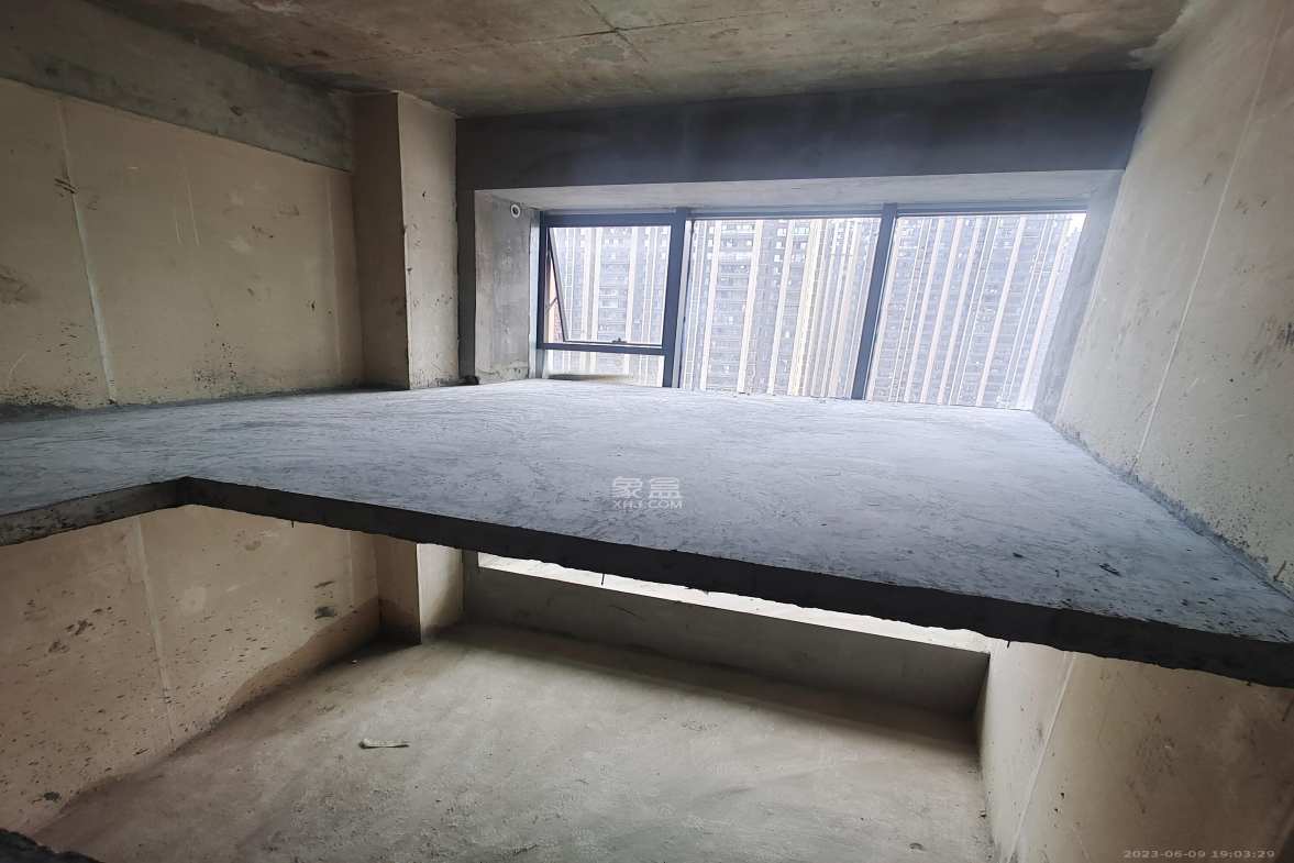 龙湖铂金岛 2室1厅1卫 2500.0元/月 龙湖铂金岛 2室1厅1卫 2500.0元/月室内图