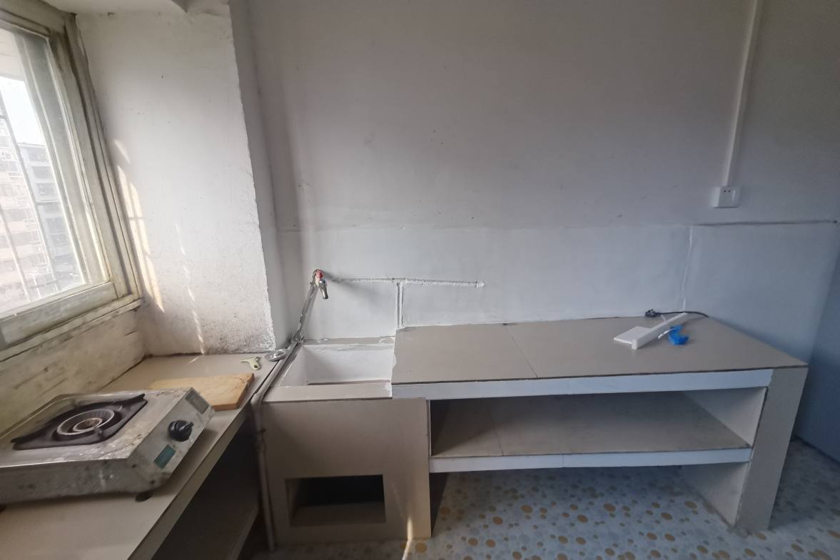 军干所(娄底军休) 2室1厅1卫 1000.0元/月 军干所(娄底军休) 2室1厅1卫 1000.0元/月室内图