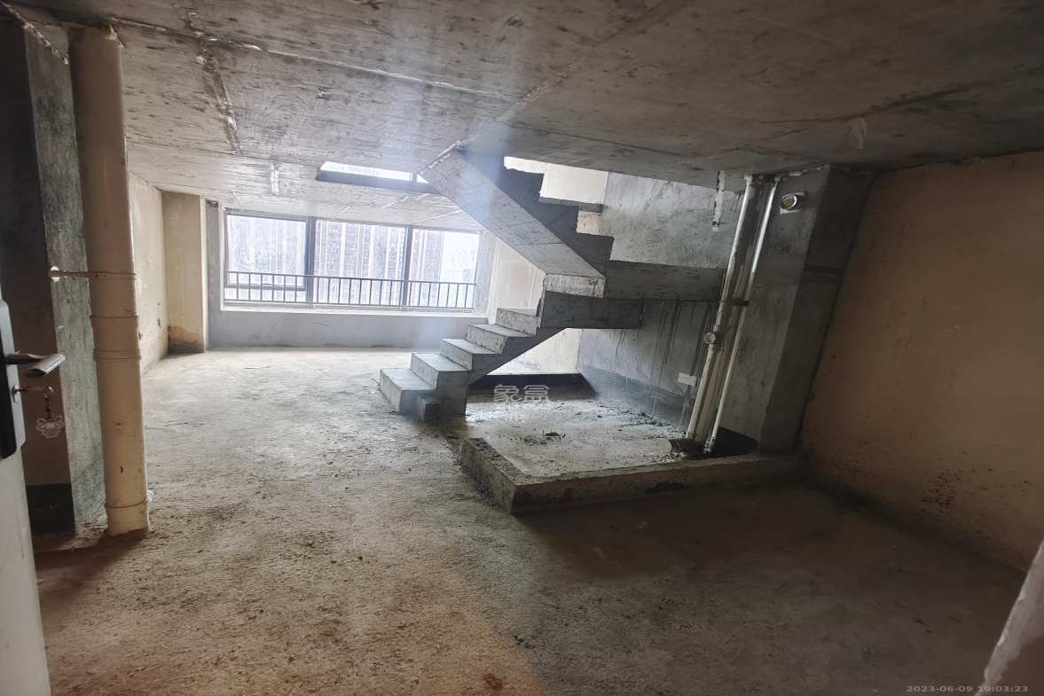 龙湖铂金岛 2室1厅1卫 2500.0元/月 龙湖铂金岛 2室1厅1卫 2500.0元/月室内图