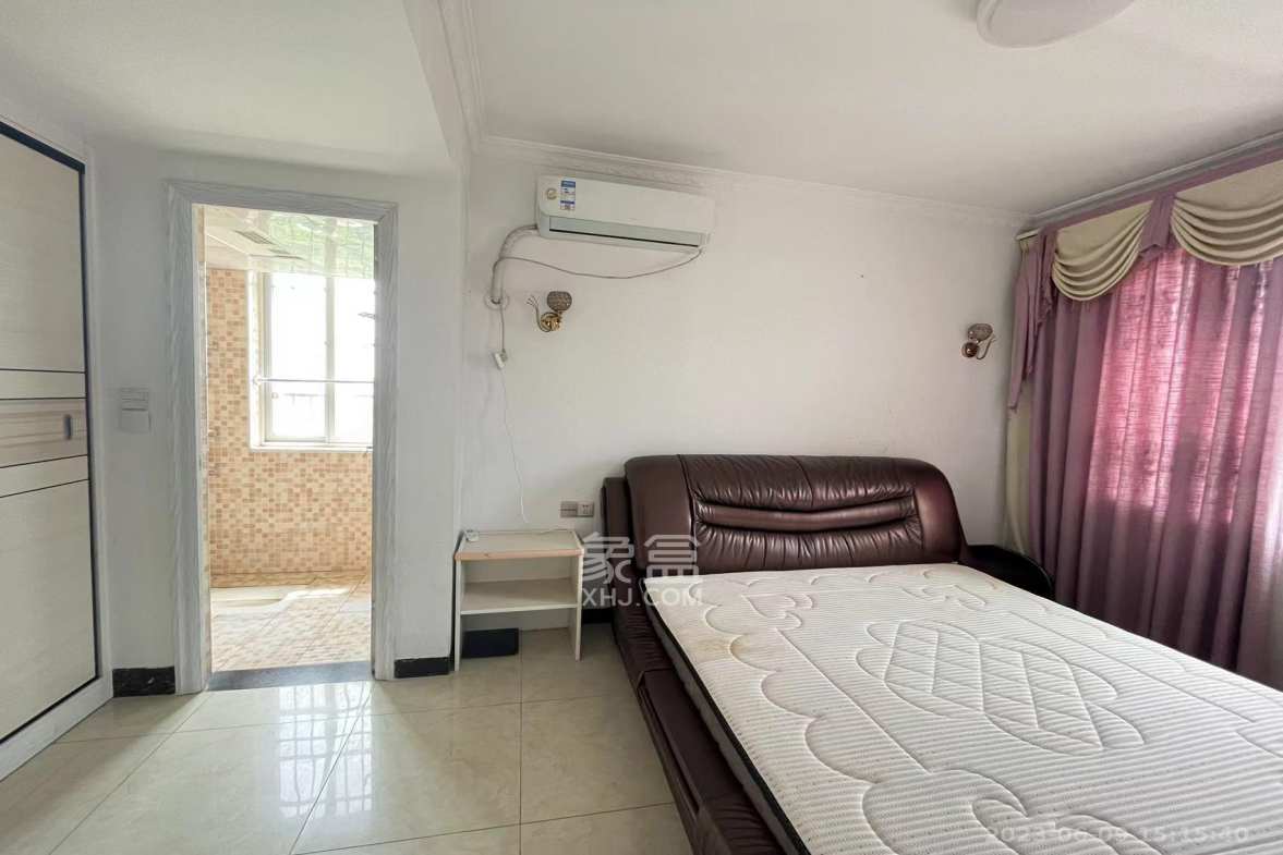 佛奥康桥水岸  3室2厅2卫    1800.0元/月室内图