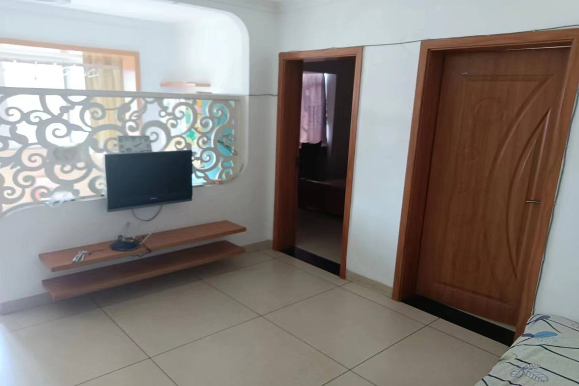 金子湾春晖花园 2室2厅1卫 1400.0元/月 金子湾春晖花园 2室2厅1卫 1400.0元/月室内图