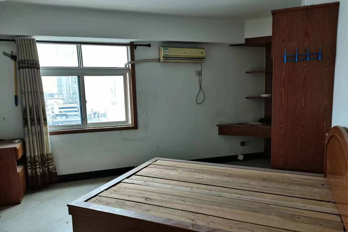 天成银座  1室1厅1卫    600.0元/月室内图