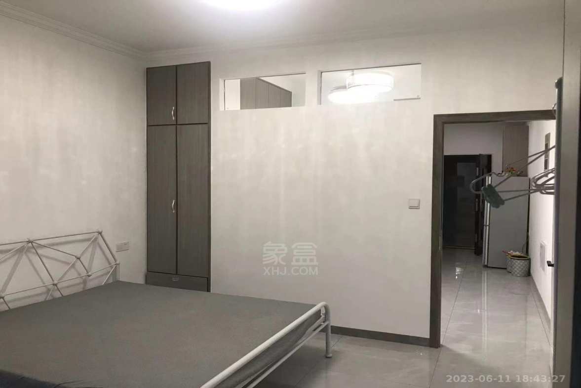 水木阳光里  1室1厅1卫    1200.0元/月室内图