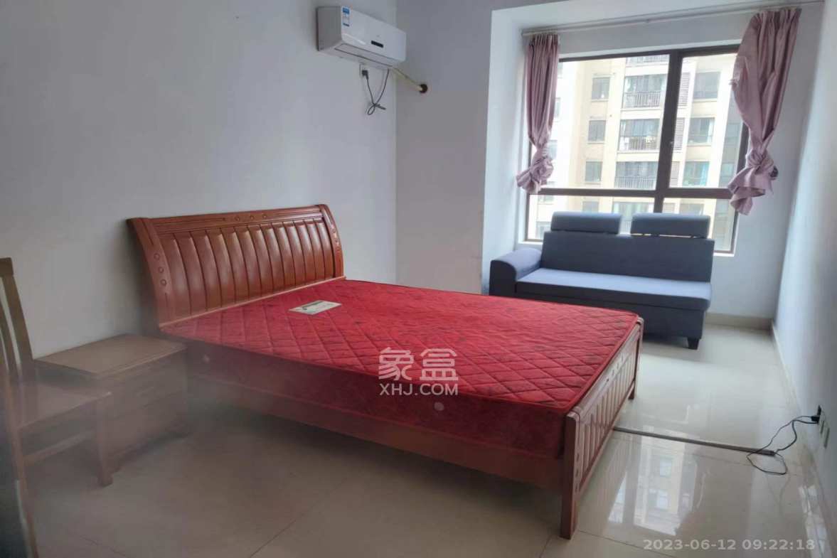 奥林匹克花园贡院一期  3室2厅1卫    2700.0元/月 奥林匹克花园贡院一期  3室2厅1卫    2700.0元/月室内图