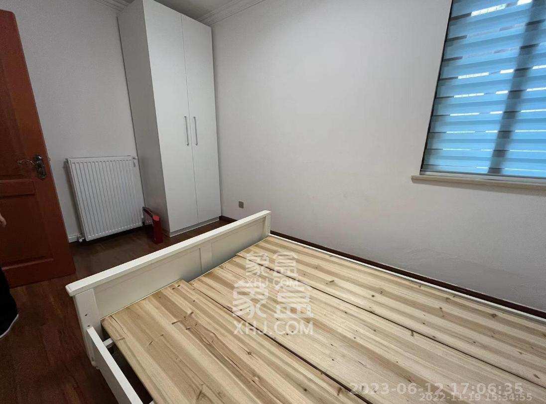 铂宫  2室1厅1卫    4200.0元/月室内图1