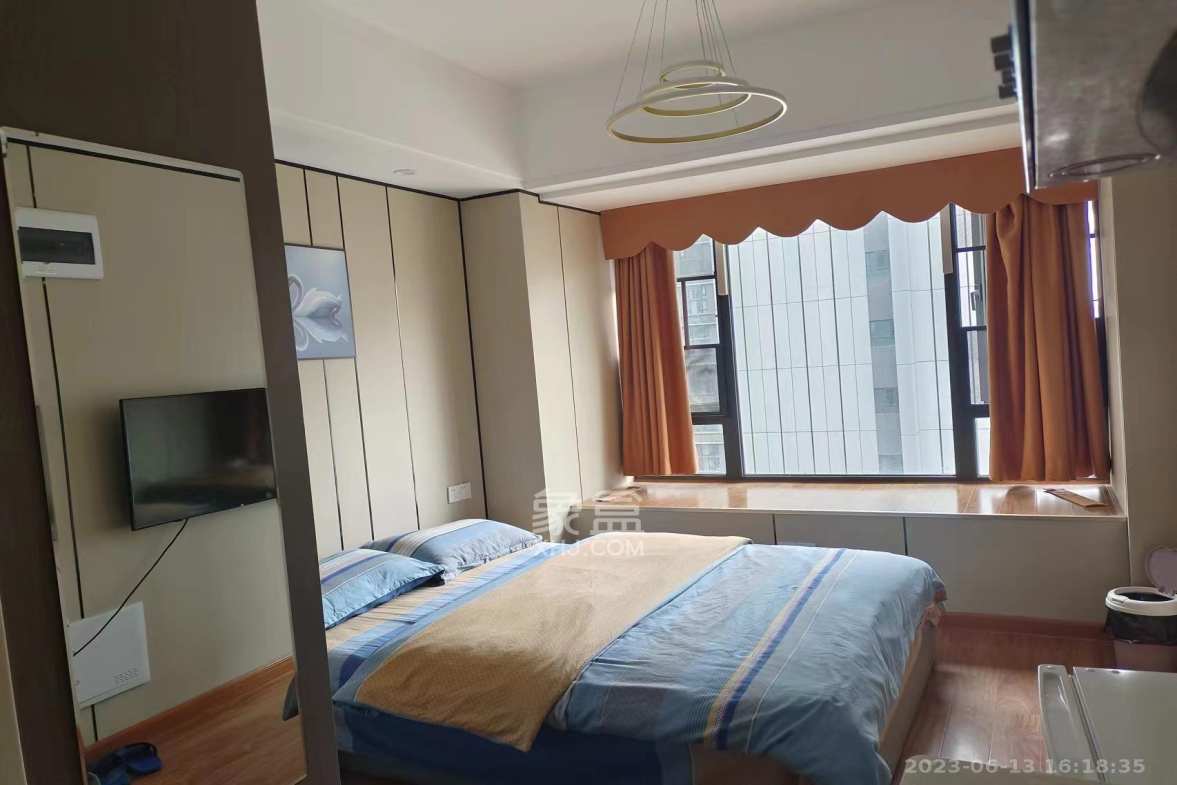 龙湖湘江星座（祺鑫星座公寓）  1室1厅1卫    1350.0元/月户型图