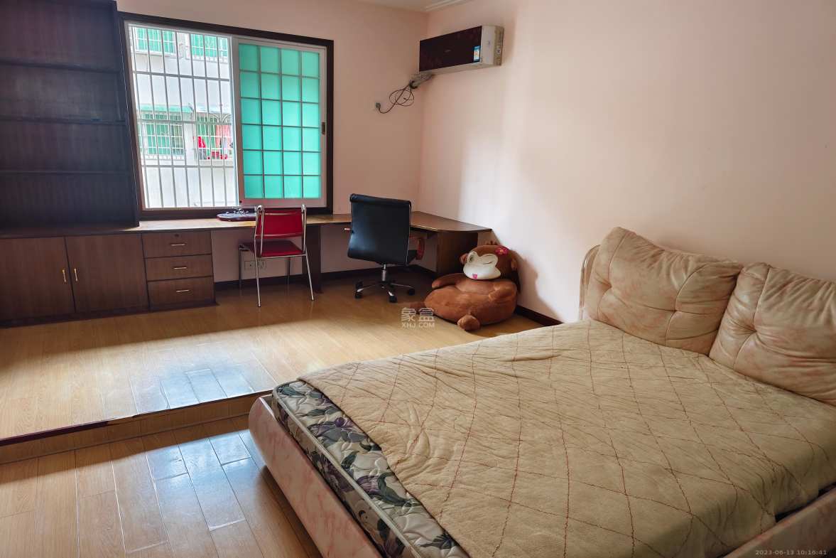 茶叶大市场“山水茗园”  2室2厅1卫   1500.00元/月室内图