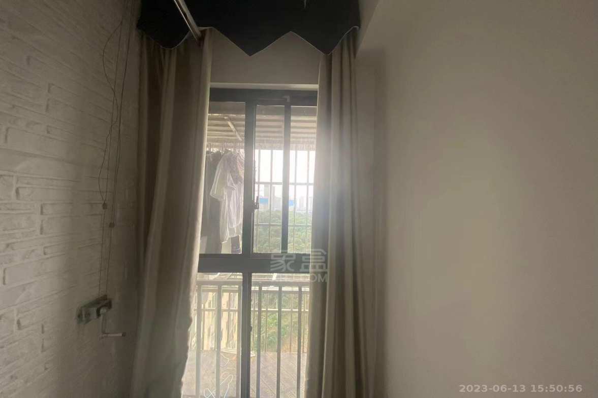 中建御山和苑 1室1厅1卫 1500.0元/月 中建御山和苑 1室1厅1卫 1500.0元/月室内图