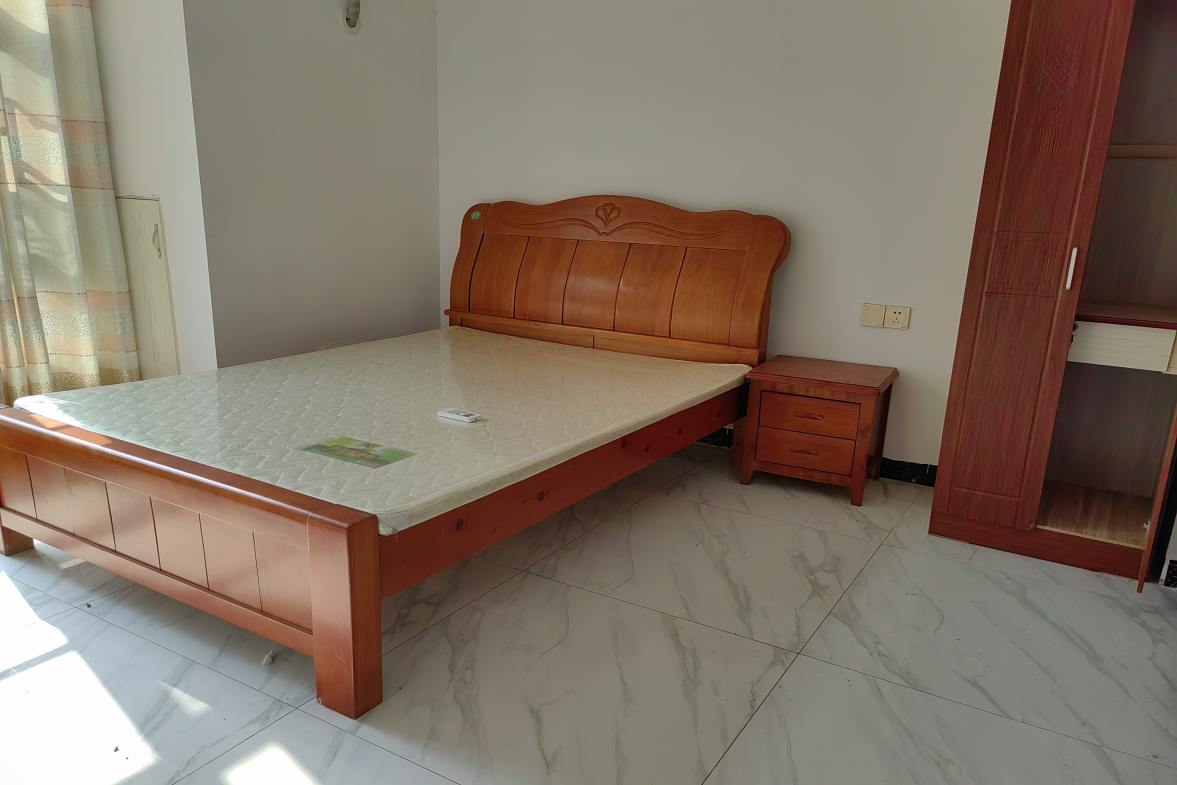 众一桂府  0室0厅0卫    2300.0元/月户型图