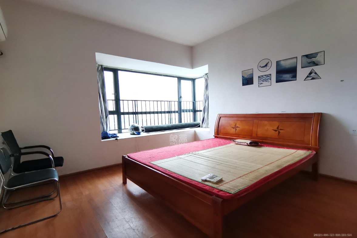 美的城一期 3室2厅1卫 2000.0元/月 美的城一期 3室2厅1卫 2000.0元/月室内图