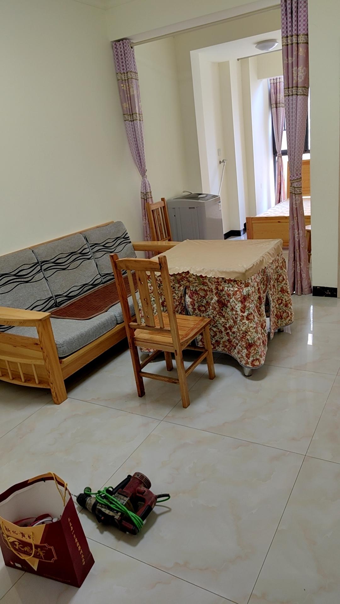 百弘学府城 2室1厅1卫 1200.0元/月 百弘学府城 2室1厅1卫 1200.0元/月室内图