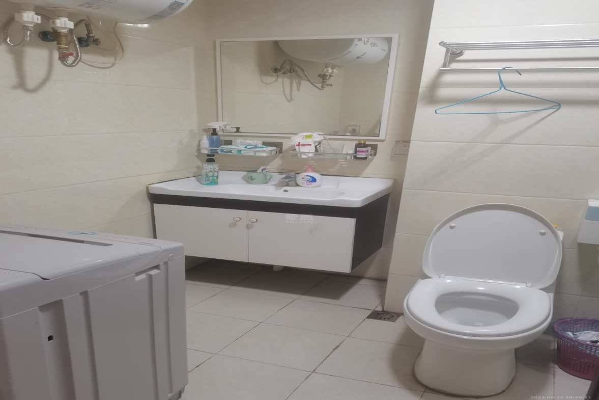 康桥美郡  1室1厅1卫    1100.0元/月室内图