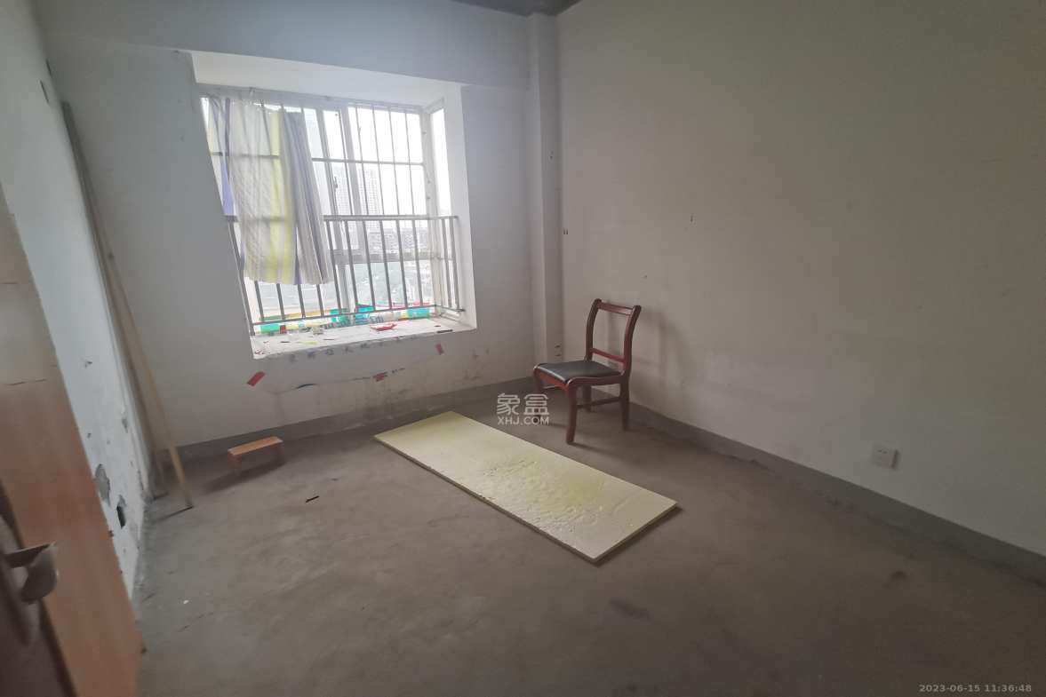 城市山水豪园(山水城市风景) 3室2厅2卫 2200.0元/月 城市山水豪园(山水城市风景) 3室2厅2卫 2200.0元/月室内图