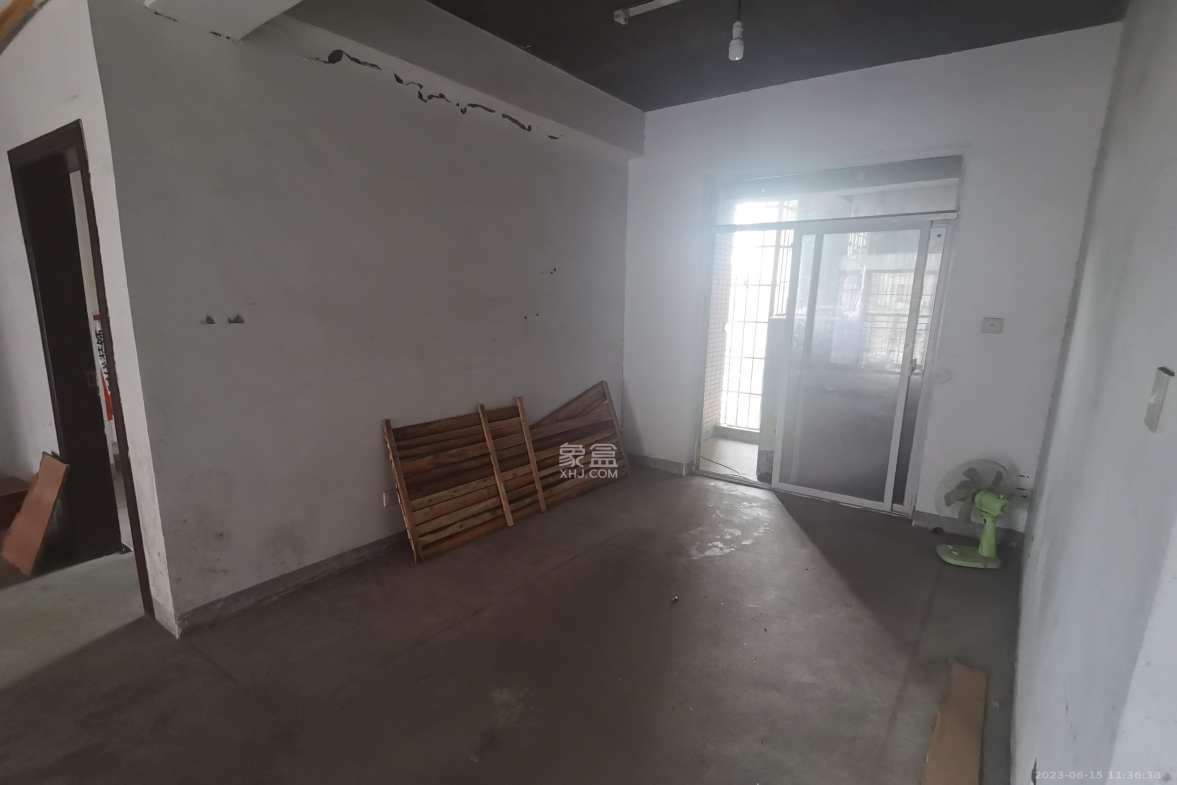 城市山水豪园(山水城市风景) 3室2厅2卫 2200.0元/月 城市山水豪园(山水城市风景) 3室2厅2卫 2200.0元/月室内图