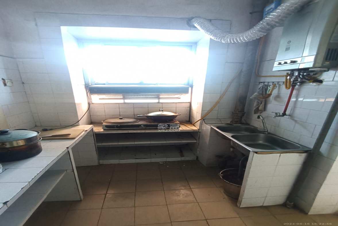 人民中路窑岭湘剧院单位房  2室1厅1卫    1200.0元/月室内图