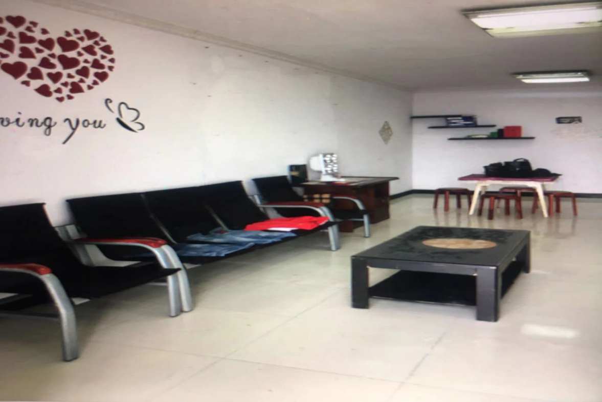 吉泰邦臣  3室2厅2卫    82.8万室内图1