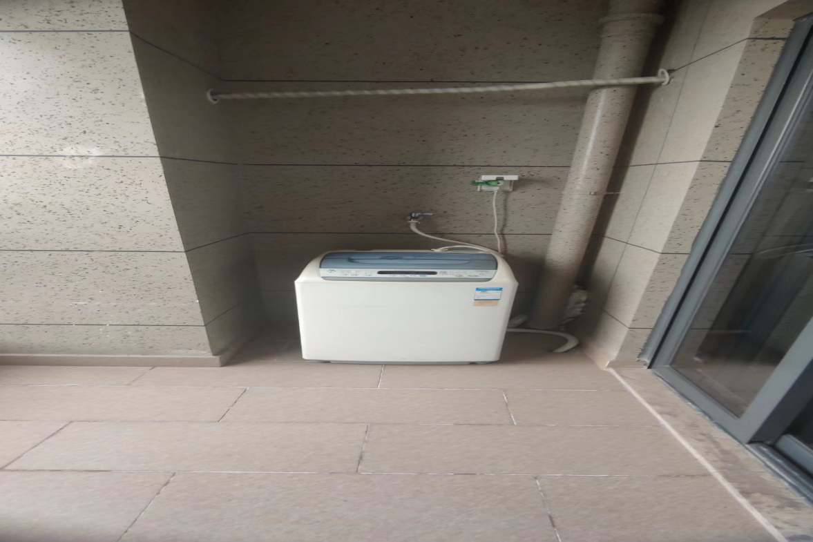 恒大绿洲  1室1厅1卫   1600.00元/月室内图