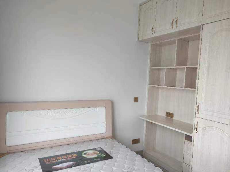 百弘学府城 3室2厅2卫 1800.0元/月 百弘学府城 3室2厅2卫 1800.0元/月室内图