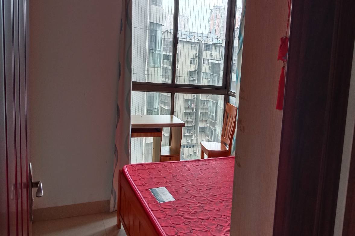 明兴翰苑一期  2室1厅1卫   1800.00元/月室内图1