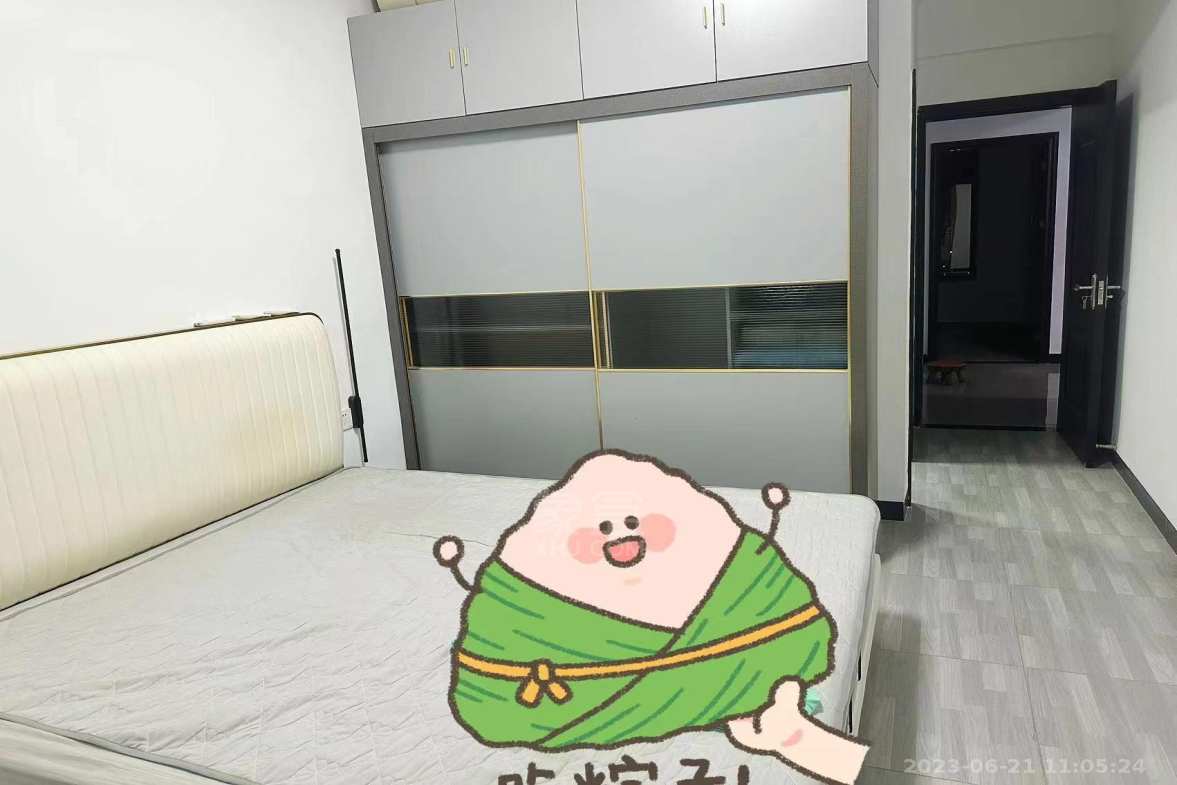 绿地21城 3室2厅2卫 1600.0元/月 绿地21城 3室2厅2卫 1600.0元/月室内图