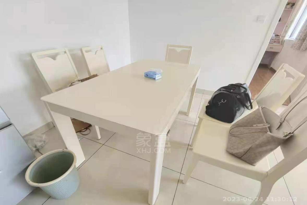 泰山公馆  2室2厅1卫    1700.0元/月室内图