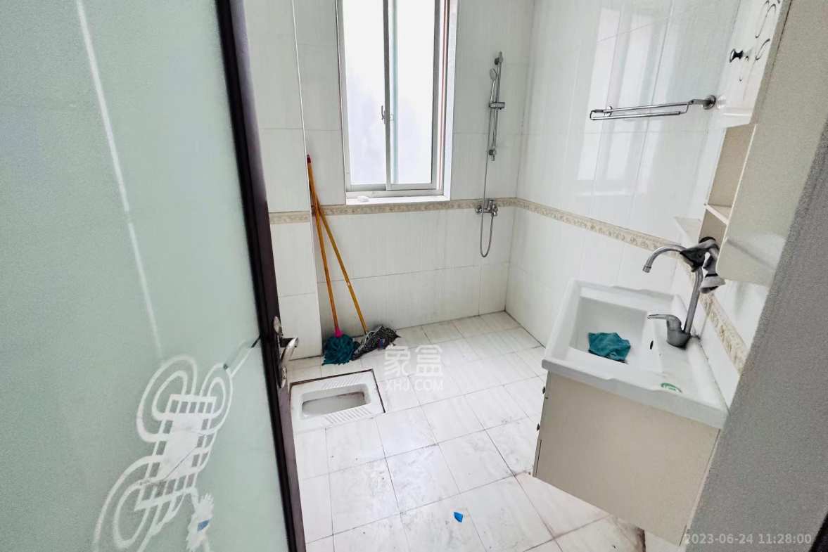 白沙湾嘉园  7室2厅4卫    6000.0元/月室内图